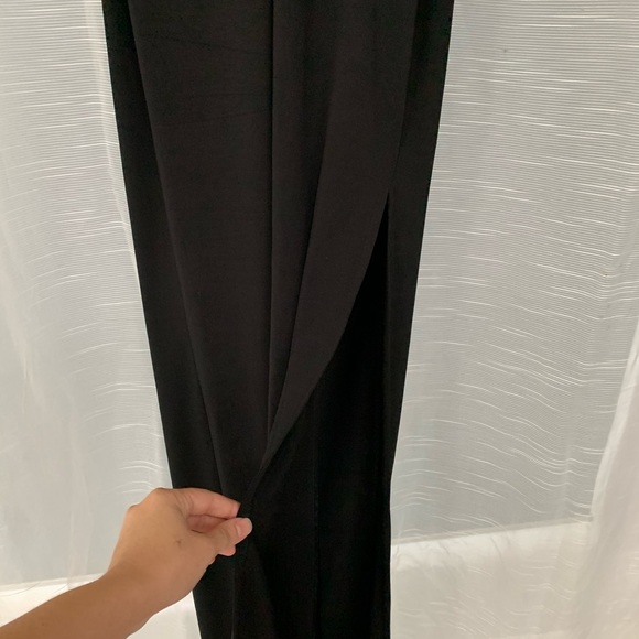 Floor length gown cut out back - Picture 3 of 5